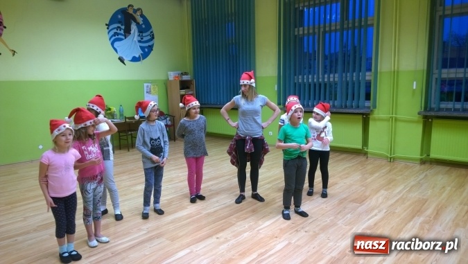 Zdjęcie w galerii na portalu naszraciborz.pl: Młodzieżowy Dom Kultury gościł Mikołaja przez dwa dni wiadomości z regionu