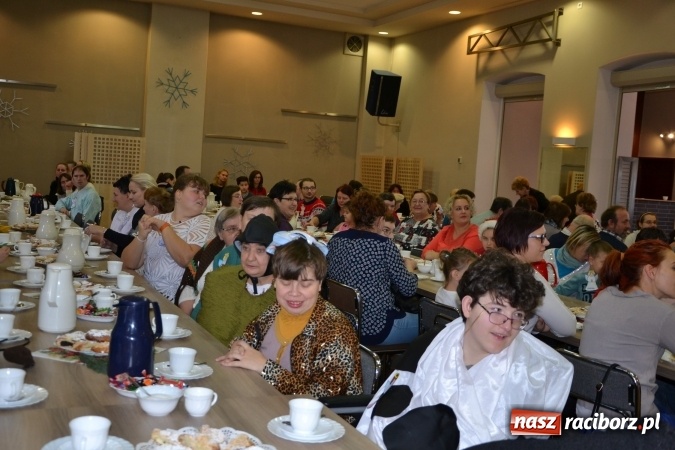 Zdjęcie w galerii na portalu naszraciborz.pl: Integracyjny św. Mikołaj w Tworkowie wiadomości z regionu