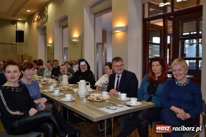 Zdjęcie w galerii na portalu naszraciborz.pl: Integracyjny św. Mikołaj w Tworkowie wiadomości z regionu