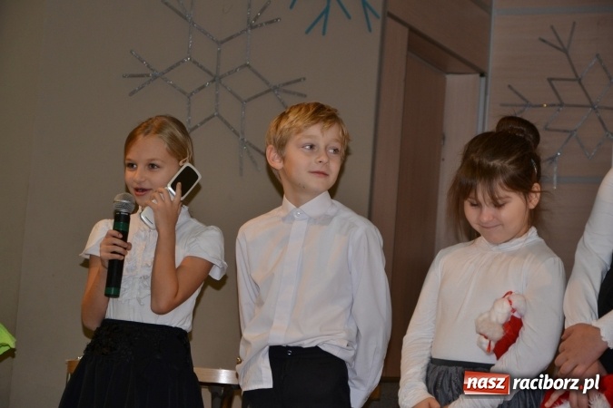 Zdjęcie w galerii na portalu naszraciborz.pl: Integracyjny św. Mikołaj w Tworkowie wiadomości z regionu