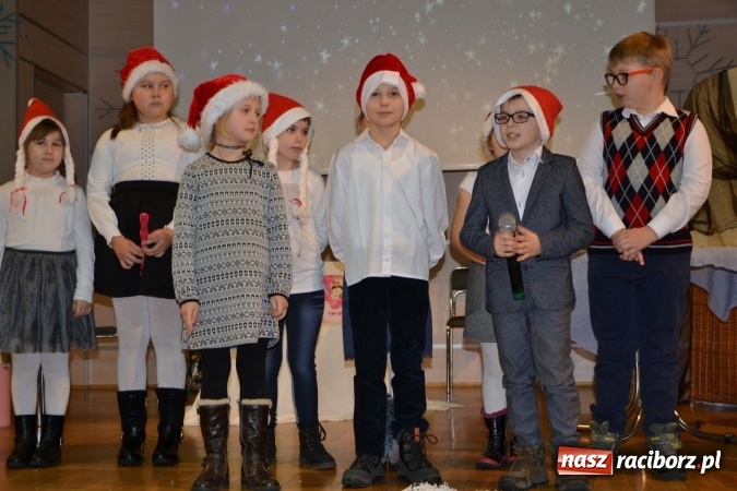 Zdjęcie w galerii na portalu naszraciborz.pl: Integracyjny św. Mikołaj w Tworkowie wiadomości z regionu
