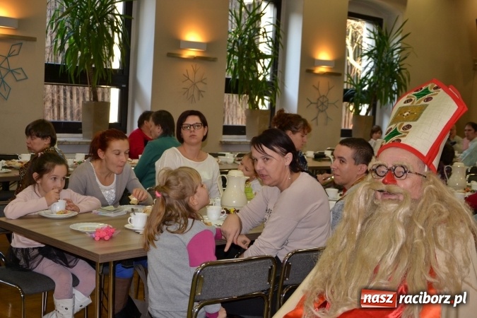 Zdjęcie w galerii na portalu naszraciborz.pl: Integracyjny św. Mikołaj w Tworkowie wiadomości z regionu