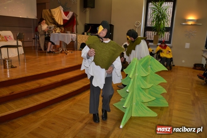 Zdjęcie w galerii na portalu naszraciborz.pl: Integracyjny św. Mikołaj w Tworkowie wiadomości z regionu