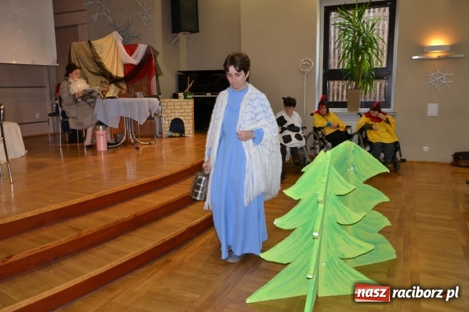 Zdjęcie w galerii na portalu naszraciborz.pl: Integracyjny św. Mikołaj w Tworkowie wiadomości z regionu