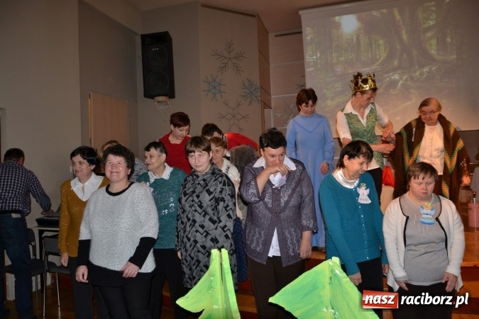 Zdjęcie w galerii na portalu naszraciborz.pl: Integracyjny św. Mikołaj w Tworkowie wiadomości z regionu