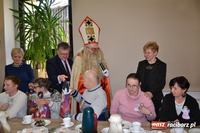Zdjęcie w galerii na portalu naszraciborz.pl: Integracyjny św. Mikołaj w Tworkowie wiadomości z regionu