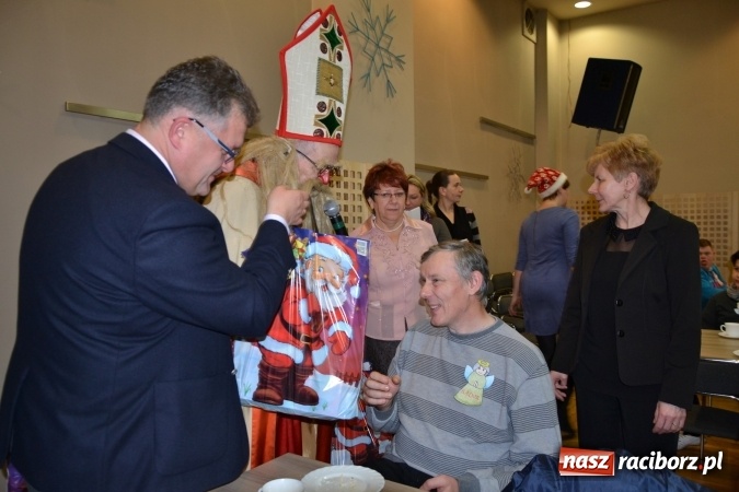 Zdjęcie w galerii na portalu naszraciborz.pl: Integracyjny św. Mikołaj w Tworkowie wiadomości z regionu