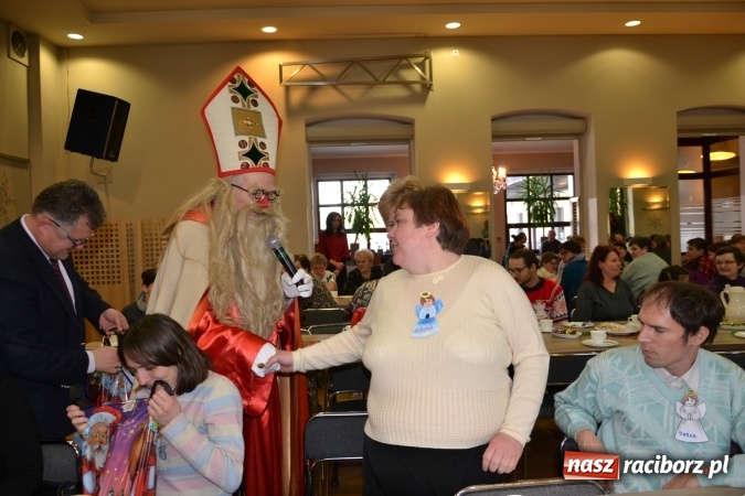 Zdjęcie w galerii na portalu naszraciborz.pl: Integracyjny św. Mikołaj w Tworkowie wiadomości z regionu