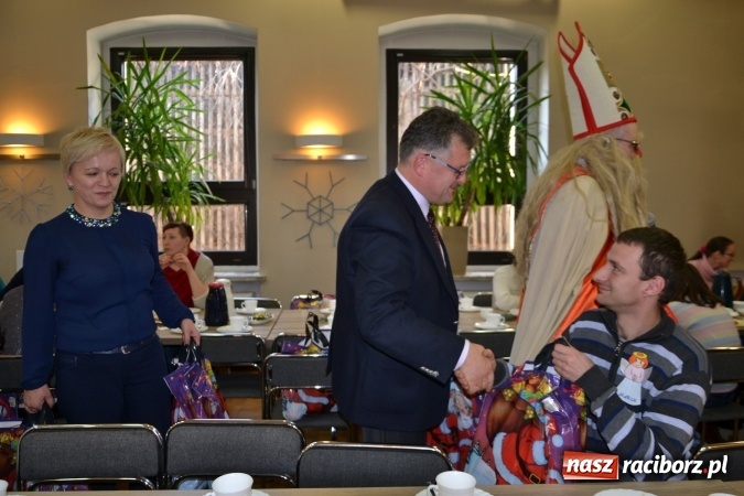 Zdjęcie w galerii na portalu naszraciborz.pl: Integracyjny św. Mikołaj w Tworkowie wiadomości z regionu