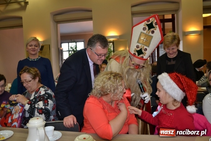 Zdjęcie w galerii na portalu naszraciborz.pl: Integracyjny św. Mikołaj w Tworkowie wiadomości z regionu