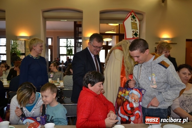 Zdjęcie w galerii na portalu naszraciborz.pl: Integracyjny św. Mikołaj w Tworkowie wiadomości z regionu