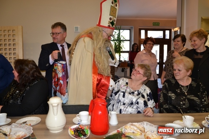 Zdjęcie w galerii na portalu naszraciborz.pl: Integracyjny św. Mikołaj w Tworkowie wiadomości z regionu