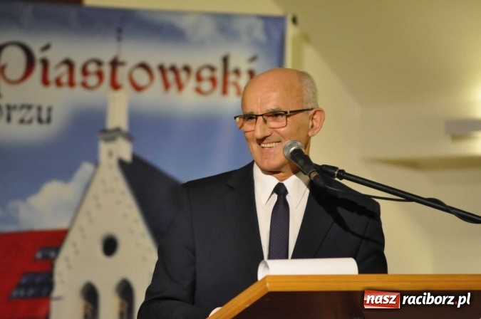 Zdjęcie w galerii na portalu naszraciborz.pl: Nowe autobusy i deputat soku malinowego, czyli 65-lecie raciborskiego PKS-u wiadomości z regionu