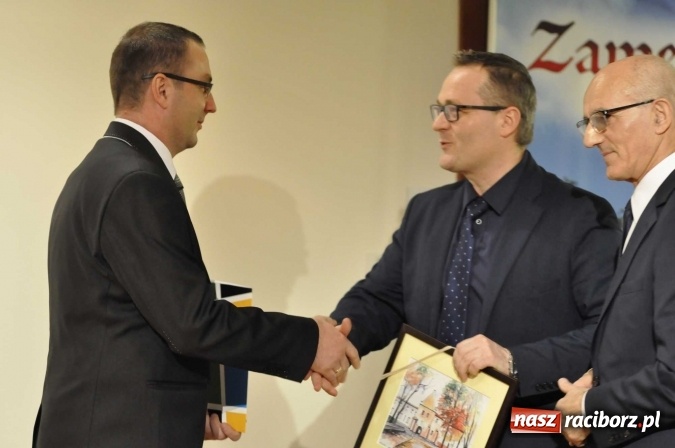 Zdjęcie w galerii na portalu naszraciborz.pl: Nowe autobusy i deputat soku malinowego, czyli 65-lecie raciborskiego PKS-u wiadomości z regionu