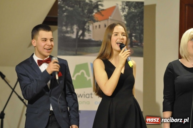 Zdjęcie w galerii na portalu naszraciborz.pl: Nowe autobusy i deputat soku malinowego, czyli 65-lecie raciborskiego PKS-u wiadomości z regionu