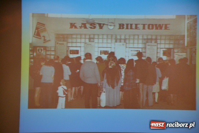 Zdjęcie w galerii na portalu naszraciborz.pl: Nowe autobusy i deputat soku malinowego, czyli 65-lecie raciborskiego PKS-u wiadomości z regionu