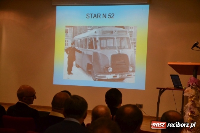 Zdjęcie w galerii na portalu naszraciborz.pl: Nowe autobusy i deputat soku malinowego, czyli 65-lecie raciborskiego PKS-u wiadomości z regionu