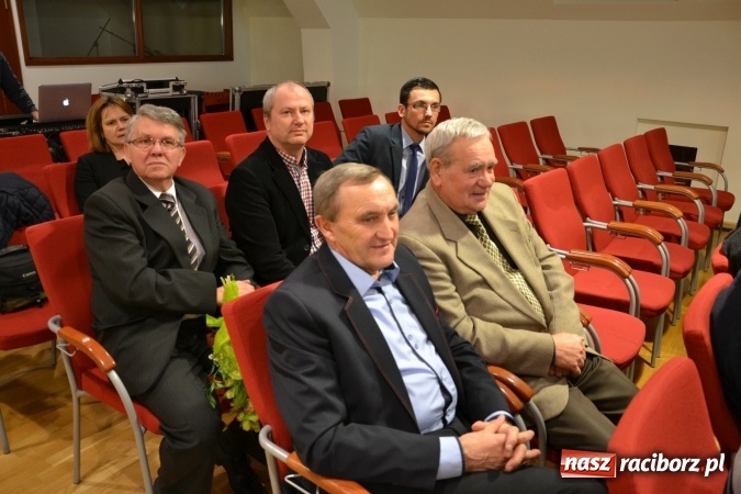 Zdjęcie w galerii na portalu naszraciborz.pl: Nowe autobusy i deputat soku malinowego, czyli 65-lecie raciborskiego PKS-u wiadomości z regionu