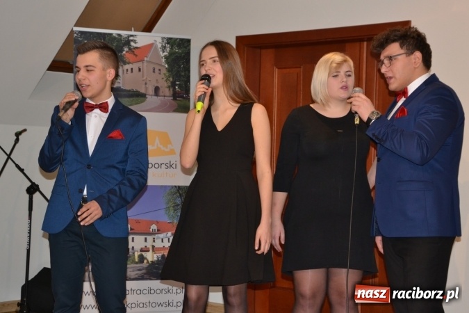 Zdjęcie w galerii na portalu naszraciborz.pl: Nowe autobusy i deputat soku malinowego, czyli 65-lecie raciborskiego PKS-u wiadomości z regionu