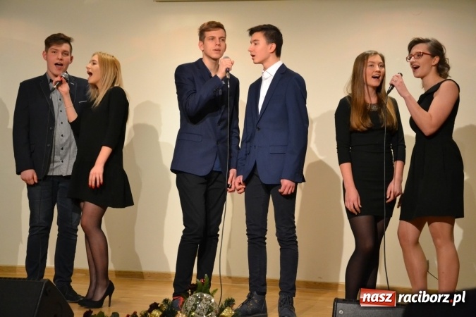 Zdjęcie w galerii na portalu naszraciborz.pl: Nowe autobusy i deputat soku malinowego, czyli 65-lecie raciborskiego PKS-u wiadomości z regionu