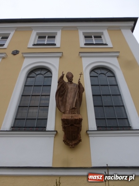 Zdjęcie w galerii na portalu naszraciborz.pl: Raciborzanie wśród przyjaciół, czyli występy młodych artystów MDK z Raciborza w sercu Bawarii - część I  wiadomości z regionu