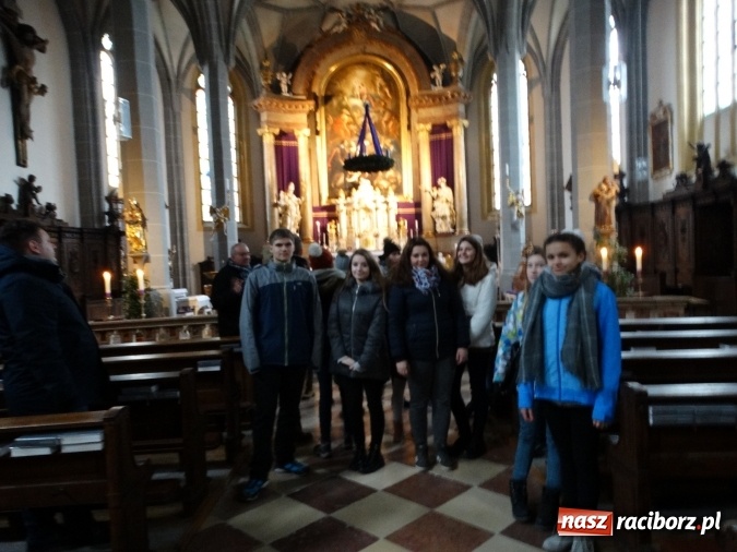 Zdjęcie w galerii na portalu naszraciborz.pl: Raciborzanie wśród przyjaciół, czyli występy młodych artystów MDK z Raciborza w sercu Bawarii - część I  wiadomości z regionu