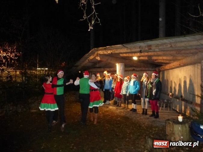 Zdjęcie w galerii na portalu naszraciborz.pl: Raciborzanie wśród przyjaciół, czyli występy młodych artystów MDK z Raciborza w sercu Bawarii - część I  wiadomości z regionu