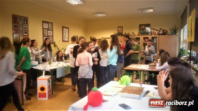 Zdjęcie w galerii na portalu naszraciborz.pl: Dzień Promocji Zdrowia w Gimnazjum nr 1  wiadomości z regionu