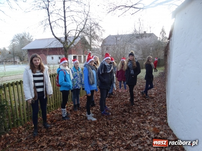 Zdjęcie w galerii na portalu naszraciborz.pl: Raciborzanie wśród przyjaciół, czyli występy młodych artystów z MDK w Raciborzu w sercu Bawarii - część II  wiadomości z regionu