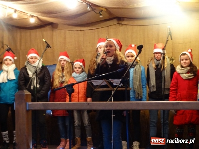 Zdjęcie w galerii na portalu naszraciborz.pl: Raciborzanie wśród przyjaciół, czyli występy młodych artystów z MDK w Raciborzu w sercu Bawarii - część II  wiadomości z regionu