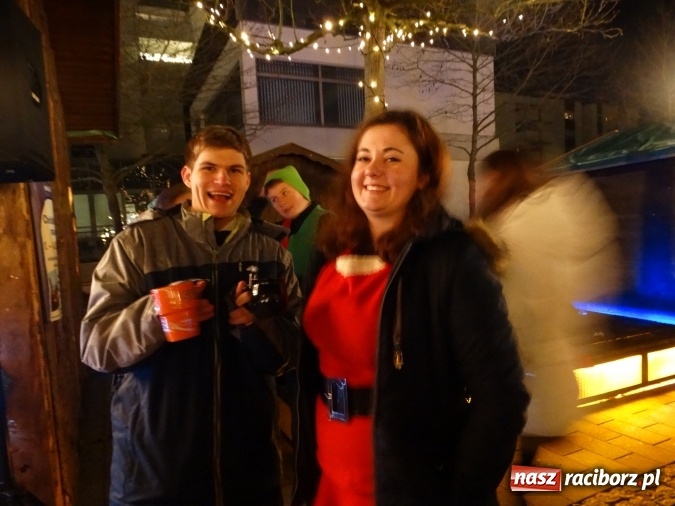 Zdjęcie w galerii na portalu naszraciborz.pl: Raciborzanie wśród przyjaciół, czyli występy młodych artystów z MDK w Raciborzu w sercu Bawarii - część II  wiadomości z regionu