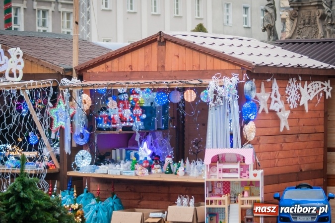 Zdjęcie w galerii na portalu naszraciborz.pl: Dziś rozpoczął się Jarmark Bożonarodzeniowy wiadomości z regionu