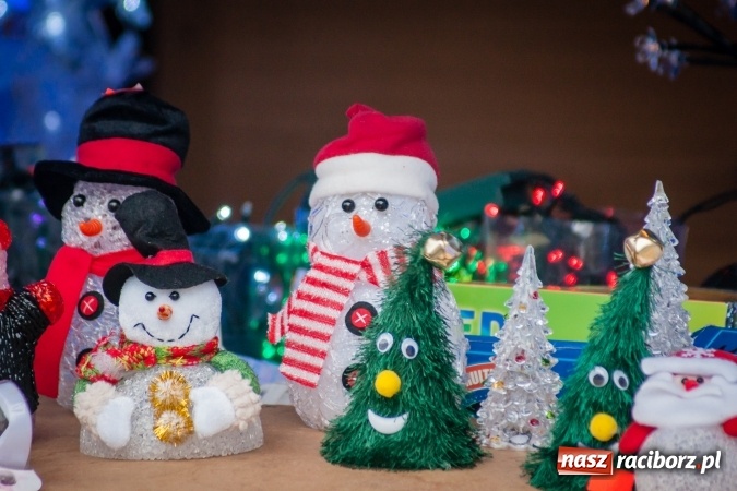 Zdjęcie w galerii na portalu naszraciborz.pl: Dziś rozpoczął się Jarmark Bożonarodzeniowy wiadomości z regionu