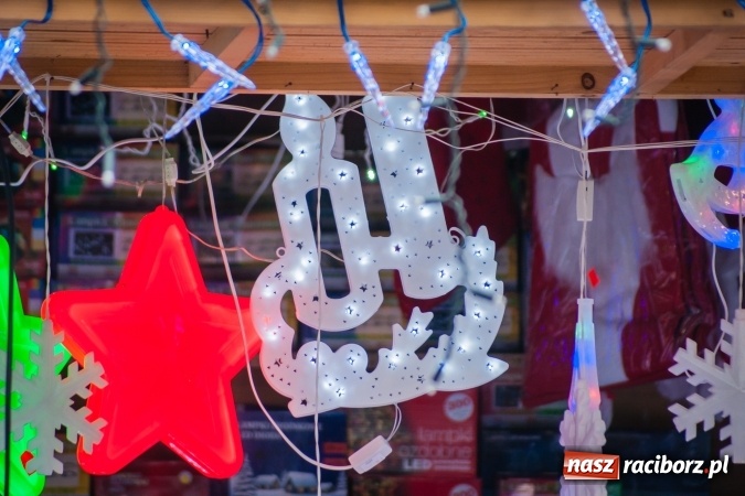 Zdjęcie w galerii na portalu naszraciborz.pl: Dziś rozpoczął się Jarmark Bożonarodzeniowy wiadomości z regionu