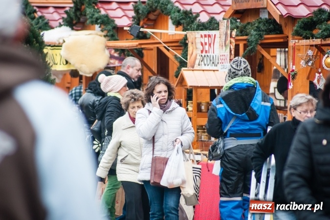 Zdjęcie w galerii na portalu naszraciborz.pl: Dziś rozpoczął się Jarmark Bożonarodzeniowy wiadomości z regionu