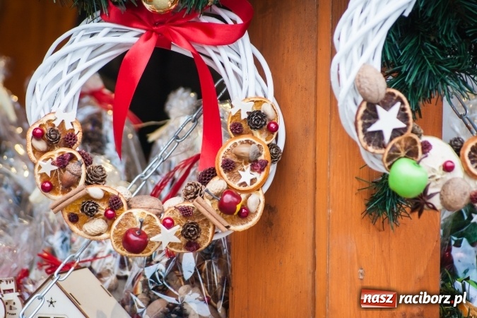 Zdjęcie w galerii na portalu naszraciborz.pl: Dziś rozpoczął się Jarmark Bożonarodzeniowy wiadomości z regionu