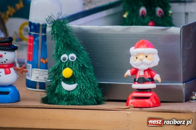 Zdjęcie w galerii na portalu naszraciborz.pl: Dziś rozpoczął się Jarmark Bożonarodzeniowy wiadomości z regionu