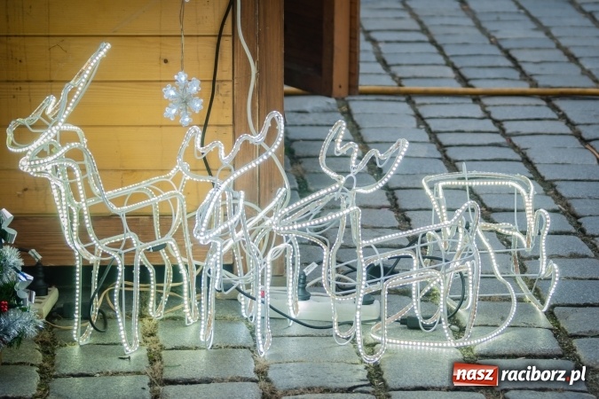 Zdjęcie w galerii na portalu naszraciborz.pl: Dziś rozpoczął się Jarmark Bożonarodzeniowy wiadomości z regionu