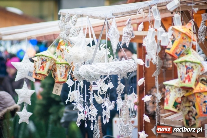Zdjęcie w galerii na portalu naszraciborz.pl: Dziś rozpoczął się Jarmark Bożonarodzeniowy wiadomości z regionu
