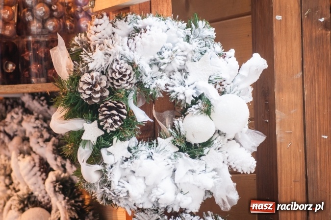Zdjęcie w galerii na portalu naszraciborz.pl: Dziś rozpoczął się Jarmark Bożonarodzeniowy wiadomości z regionu