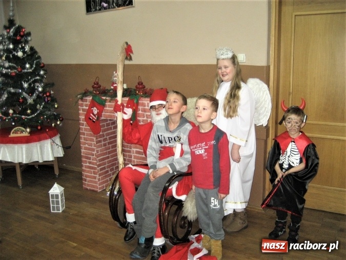 Zdjęcie w galerii na portalu naszraciborz.pl: Mikołajki w Rudzie Kozielskiej  wiadomości z regionu