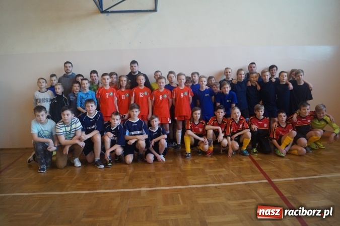 Zdjęcie w galerii na portalu naszraciborz.pl: XIV Mikołajkowy Turniej o Puchar Prezydenta Raciborza za nami wiadomości z regionu