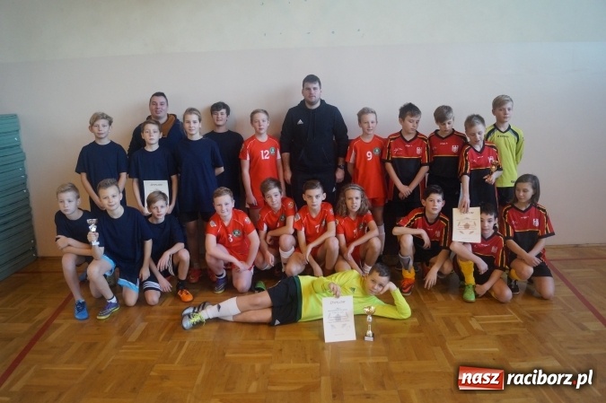 Zdjęcie w galerii na portalu naszraciborz.pl: XIV Mikołajkowy Turniej o Puchar Prezydenta Raciborza za nami wiadomości z regionu