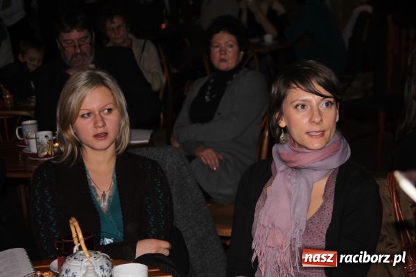 Zdjęcie w galerii na portalu naszraciborz.pl: Moczki i kutie na Końcu Świata wiadomości z regionu