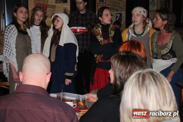 Zdjęcie w galerii na portalu naszraciborz.pl: Moczki i kutie na Końcu Świata wiadomości z regionu