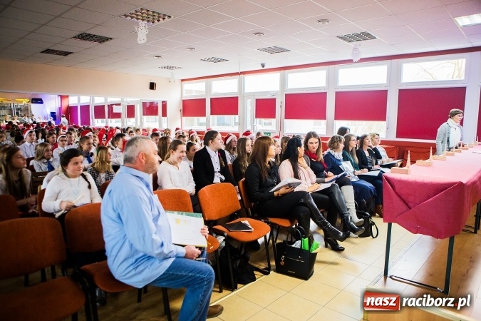 Zdjęcie w galerii na portalu naszraciborz.pl: XVI edycja Wojewódzkiego Konkursu Mistrz Fletu wiadomości z regionu