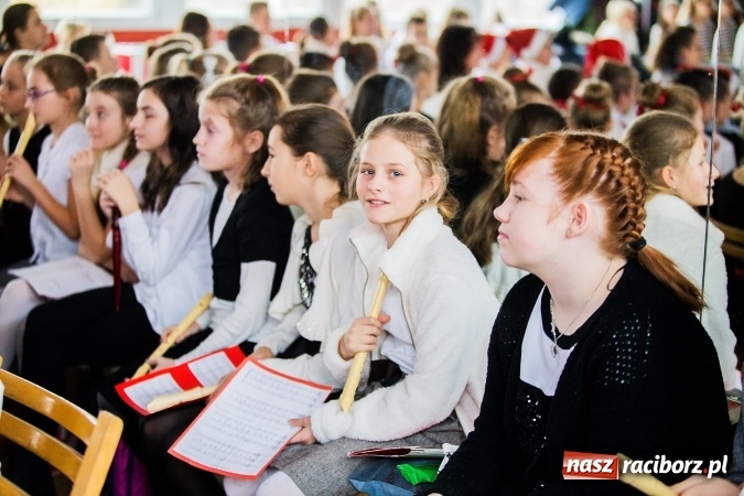 Zdjęcie w galerii na portalu naszraciborz.pl: XVI edycja Wojewódzkiego Konkursu Mistrz Fletu wiadomości z regionu