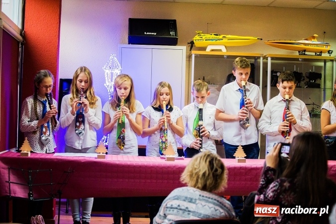 Zdjęcie w galerii na portalu naszraciborz.pl: XVI edycja Wojewódzkiego Konkursu Mistrz Fletu wiadomości z regionu