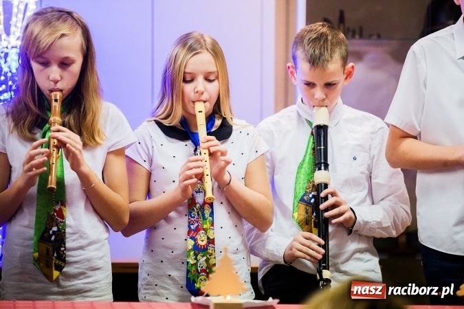 Zdjęcie w galerii na portalu naszraciborz.pl: XVI edycja Wojewódzkiego Konkursu Mistrz Fletu wiadomości z regionu