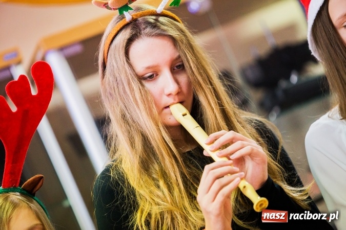 Zdjęcie w galerii na portalu naszraciborz.pl: XVI edycja Wojewódzkiego Konkursu Mistrz Fletu wiadomości z regionu